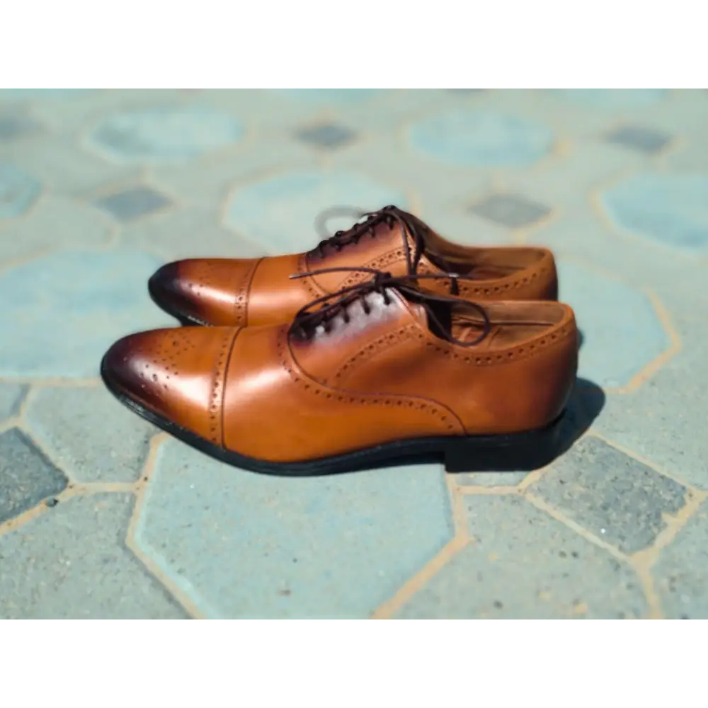 Oxford Shoes Genuine Leather Captoe brogue Brown - Rambler Shoes FZE