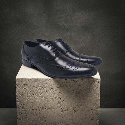 "Formal Shoes" alt="Oxford shoes men"